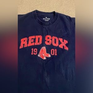 📣$5 Holla…Bundle 4+more $5 hollas and I’ll add $5.95 shipping before checkout.